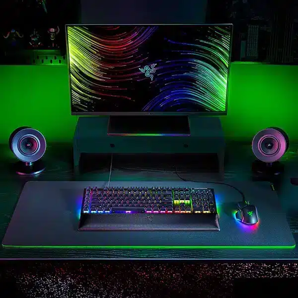 Razer BlackWidow V4  Mechanical Gaming Keyboard With Yellow Switches-img(4)