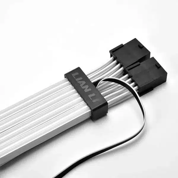 Lian Li Strimer Plus 8-Pin V2 ARGB PSU Extension Cable-img(2)